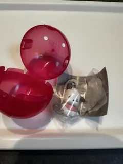 エモきゅん　サンリオ　ポチャッコ　ガチャガチャ