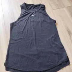 Nike Dri-FIT タンクトップ Mサイズ