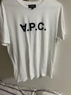 A.P.C. ホワイト Tシャツ ロゴ入り