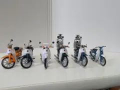 カプセルトイ スーパーカブ5台リトルカブ1台