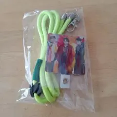 Ｍｒｓ．GREENAPPLEイエロー スマホショルダーストラップ