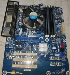 CORE i7-2600K, 16GBメモリ，INTEL DZ68DB マザー