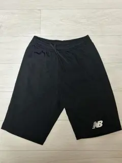 New Balance ハーフパンツ 黒