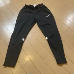 Nike ブラックパンツ Sサイズ