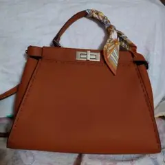 ハンドバッグ　ショルダー紐　 スカーフ付き