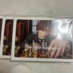 Item thumbnail for item 510b902f-477c-4726-b5ba-1c27ba49f7a9