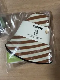 konny スタイ　よだれかけ