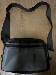 ショルダーバッグ