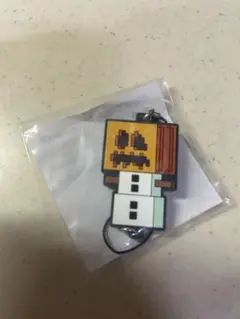 匿名配送 フリューくじ マインクラフトつながるラバーストラップ スノーゴーレム