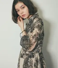 p【美品】スマイルオーキッド ワンピース スパンコール 結婚式 パーティー