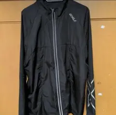 【美品】2XU ツータイムズユー薄手ウインドブレーカー黒色　海外Lサイズ