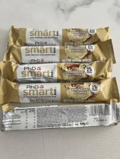 PHDプロテインバー white choc blondie 5本セット