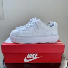 NIKE コートビジョンアルタ　白　スニーカー　24cm