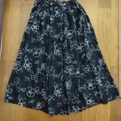花柄 黒 ガウチョパンツ L