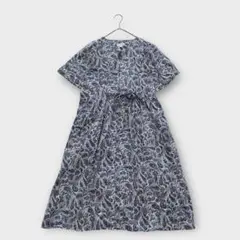 【美品】クイーンズリラ（M）ペイズリー柄総柄ロングワンピース薄手 前開きチャック