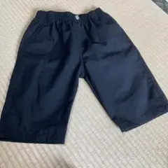 150 超美品　男の子　半ズボン　ハーフパンツ　黒