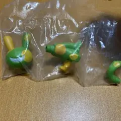 ブラックラビット7 ガチャ　フィギュア　BLACK RABBiT 水玉　緑