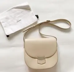 CELINE セリーヌ トロッター アイボリー