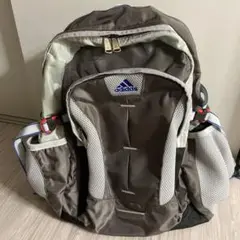 adidas グレー リュック・バックパック