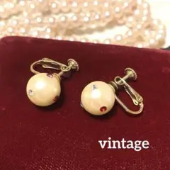 Item thumbnail for item 7276b3ac-4505-46d6-abc1-8812ce6fc580