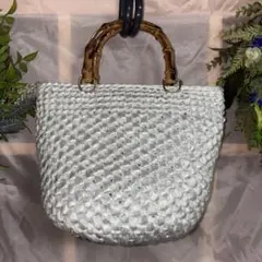 スズランテープ ハンドメイド ホワイト編み込みかごバッグ バンブーハンドル