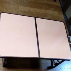 折りたたみテーブル