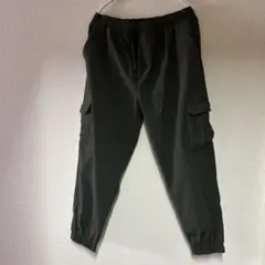 カーゴパンツ