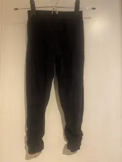 黒 スパッツ　サイズ100