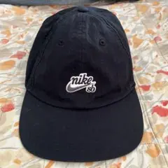 美品★nike sb 黒色キャップ