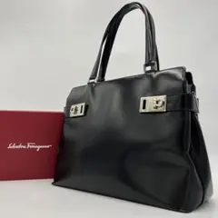 美品 Salvatore Ferragamo ガンチーニ ハンドバッグ ブラック