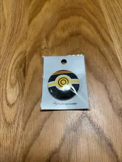 ポケモンセンターオリジナル缶バッジ　ゴージャスボール