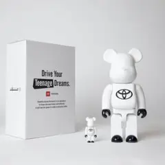 ベアブリックTOYOTA 1000% Bearbrick-x-Toyota-Drive-Your-