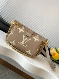 Louis Vuitton モノグラム サコッシュ