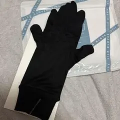 BiURU シルクグローブ ブラック　新品未使用