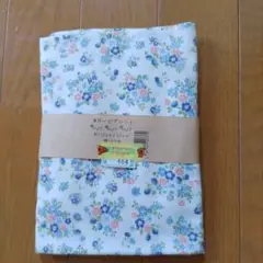 ブルーの花柄プリント　Wガーゼ　コットン100％