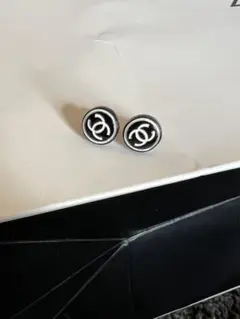 ピアス