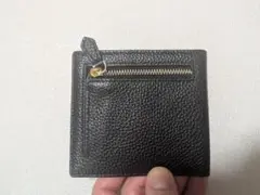 ブラックレザー 二つ折り財布