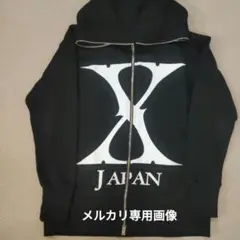 X JAPAN 紅に染まった夜 パーカー 缶バッジセット X JAPAN 紅に染まった夜 パーカー 缶バッジセット ミュージシャン
