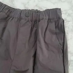 未使用に近い★UNIQLOユニクロ　パンツ　ナイロン裏起毛　グレー　160