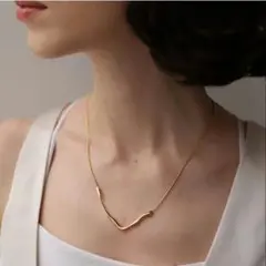 【未使用】AJIRO accessary アシンメトリーVデザイン ネックレス
