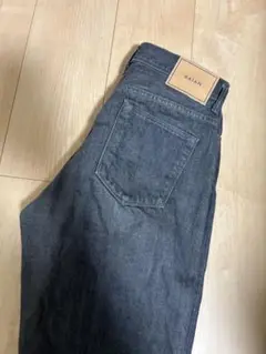 SAiANダークグレー ストレートデニム