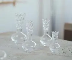 櫻井彩さん　crownvase 一輪挿し　ガラス　ハンドメイド