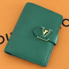 Item thumbnail for item 7754238e-c85c-4eb7-9657-0303e7baf56c