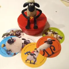 ひつじのショーン　シール付き小物入れ