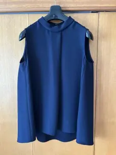 ブラウス　ノースリーブ