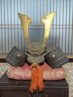 端午の節句 鋳物 兜飾り 北陸銅器謹製 美術鋳物 ビンテージ 昭和