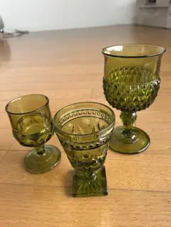 オリーブグリーン　グラス3個セット