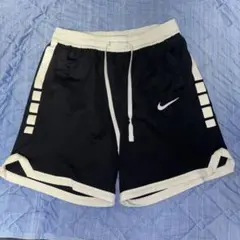NIKE バスパン