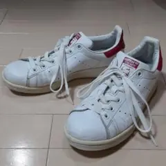 アディダス スタンスミス ホワイト パープル