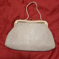 Item thumbnail for item 3ca60d98-a64a-4918-b075-7344b33c3852